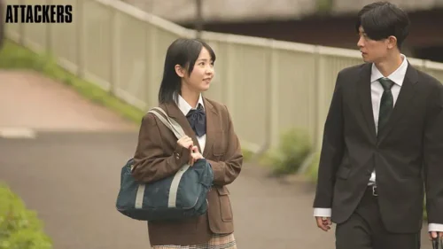 制服姿で誘惑する美ノ嶋めぐり