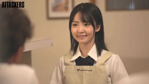 制服姿で誘惑する美ノ嶋めぐり